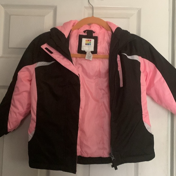 Girls puff jacket toddler size - Picture 1 of 7